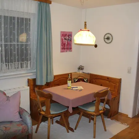 Gaesteappartement Erlbacher Richard Apartament